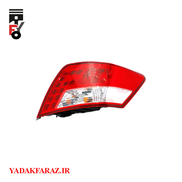 چراغ خطر عقب راست آریو S300 دنده ای